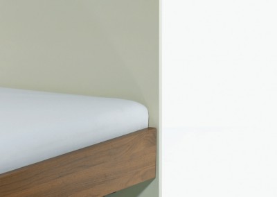 more - bed riva detail